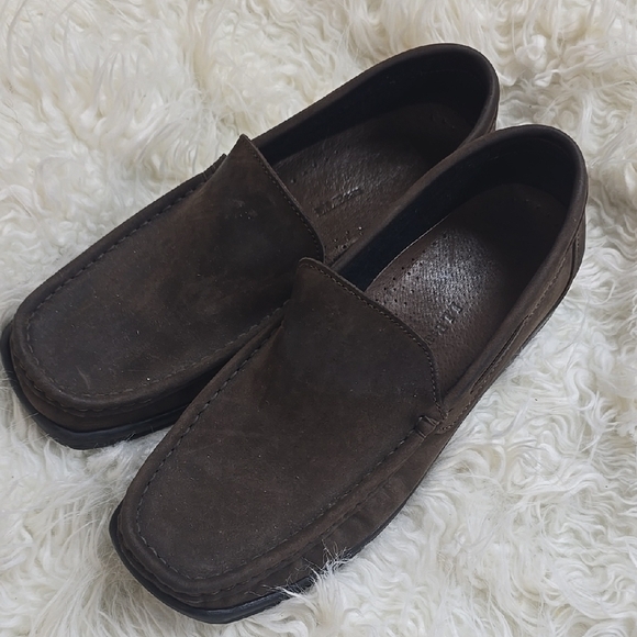 L.L. Bean Brown Suede Loafers Classic Slip-Ons main image 9